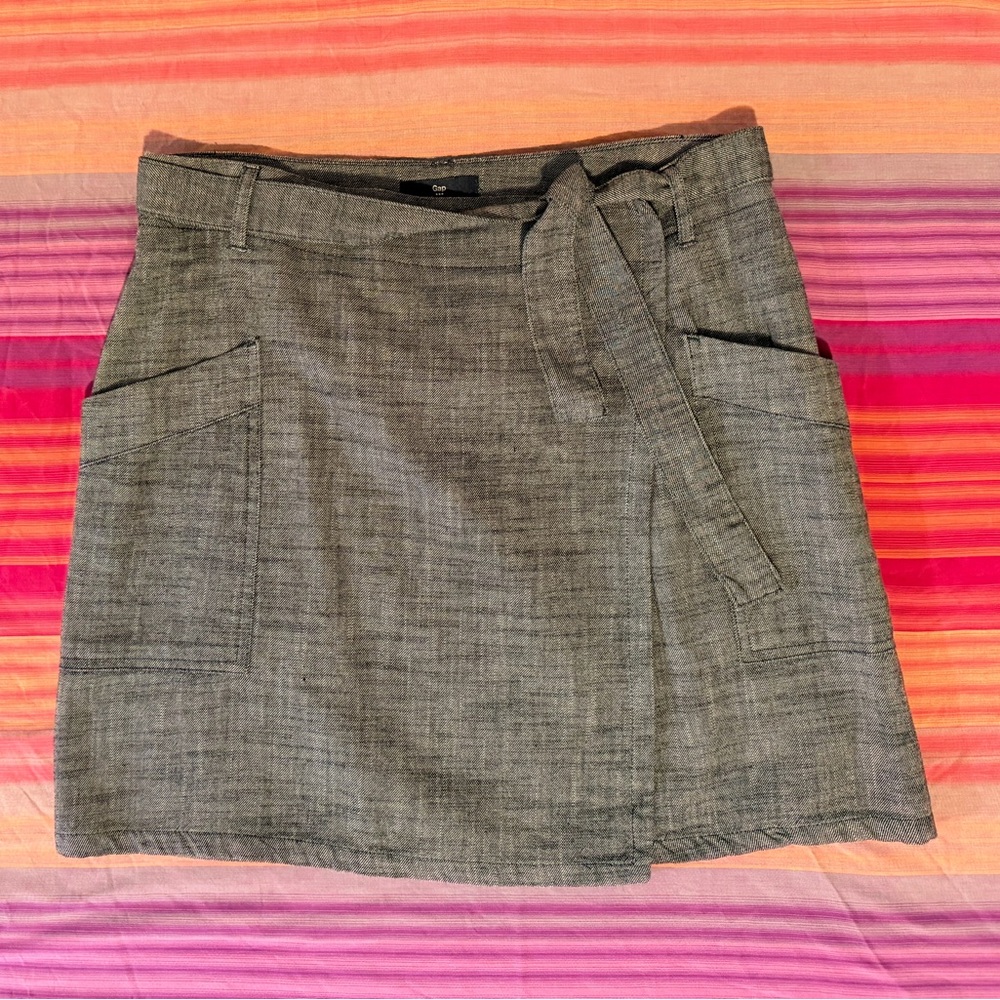 GAP Gray Mini Skirt with Tie Waist